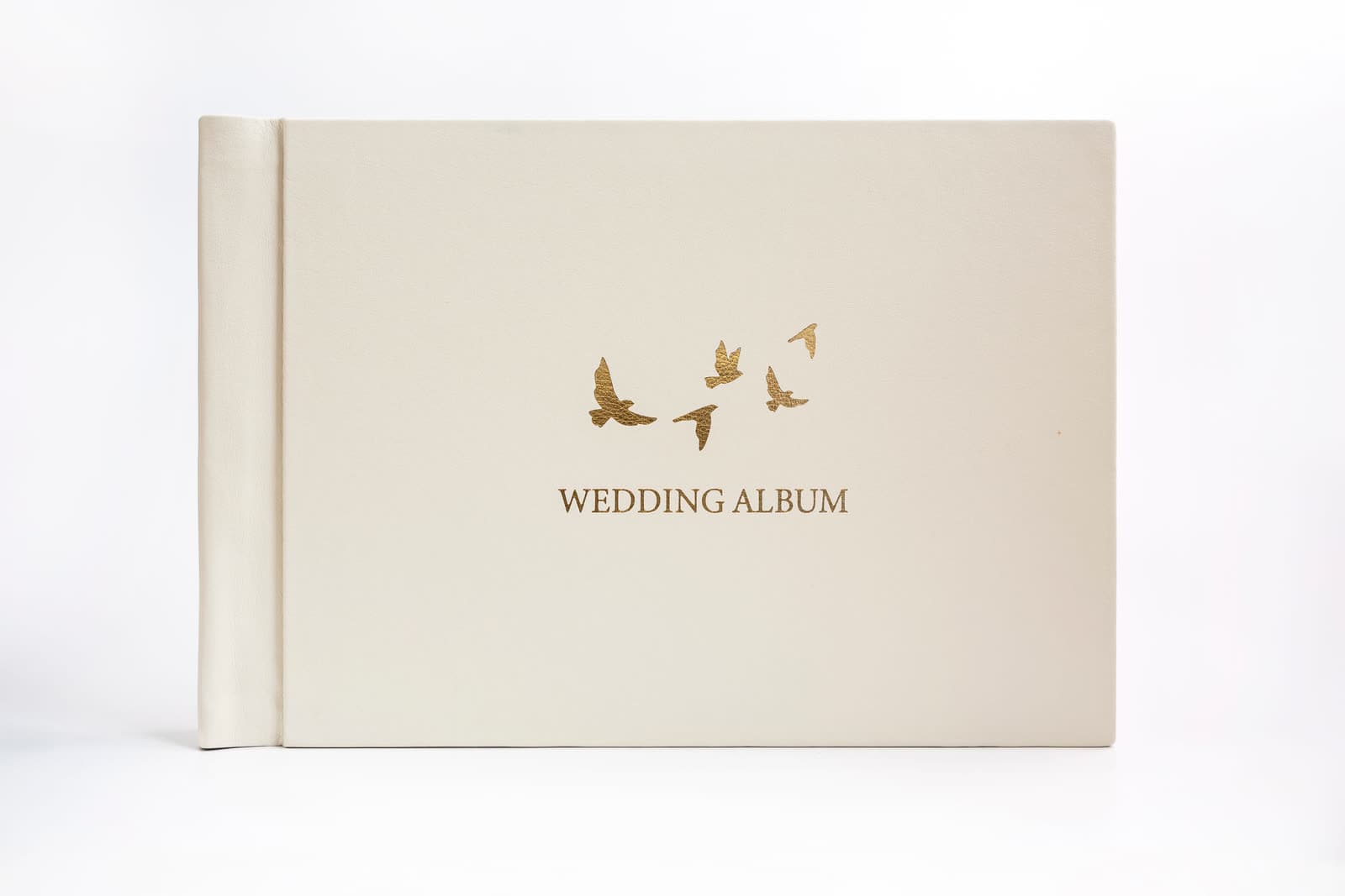 Wedding Album молочный — фронт