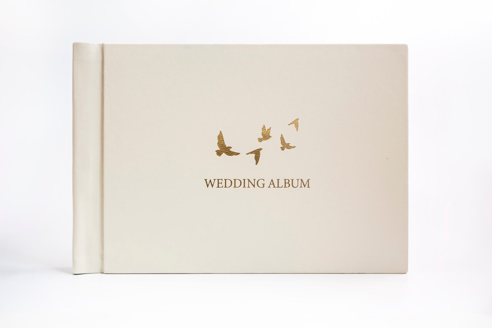 Wedding Album молочный — фронт
